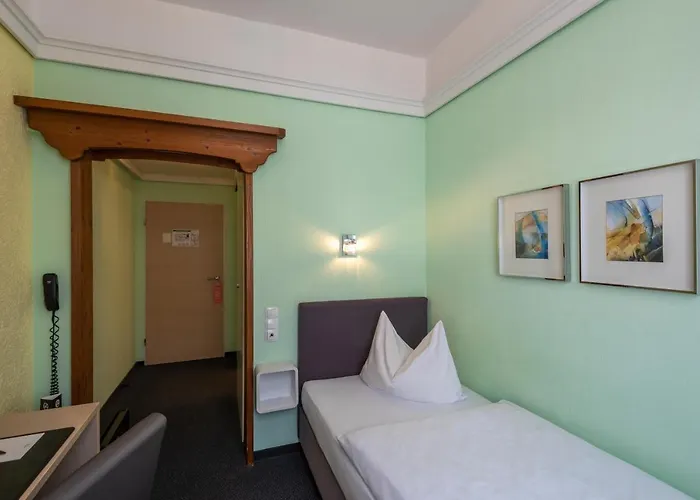 Aspire Victory Hotel 3*