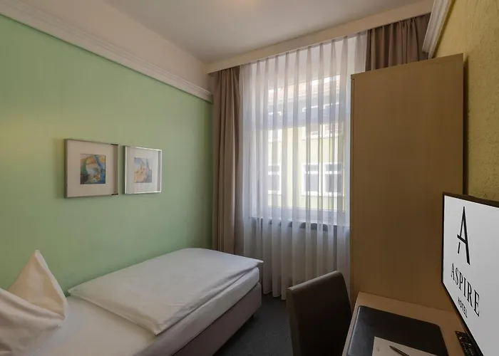 Aspire Victory Hotel 3*