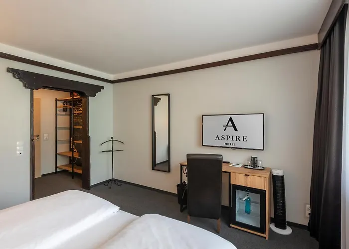 Aspire Victory Hotel 3*